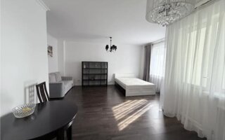 Продажа 1-комнатной квартиры, 42 м²