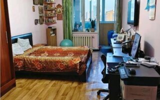 Продажа 3-комнатной квартиры, 81.2 м²