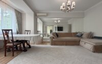 Продажа 2-комнатной квартиры, 74 м² в Алматы